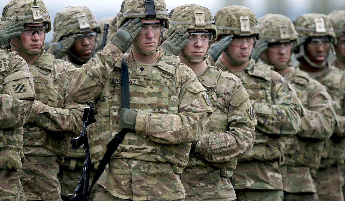 US boosts European troops amid fears Russia may invade Ukraine